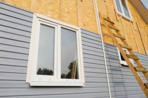 Le bardage en bois possède de grande qualité en terme d'isolation par l'extérieur