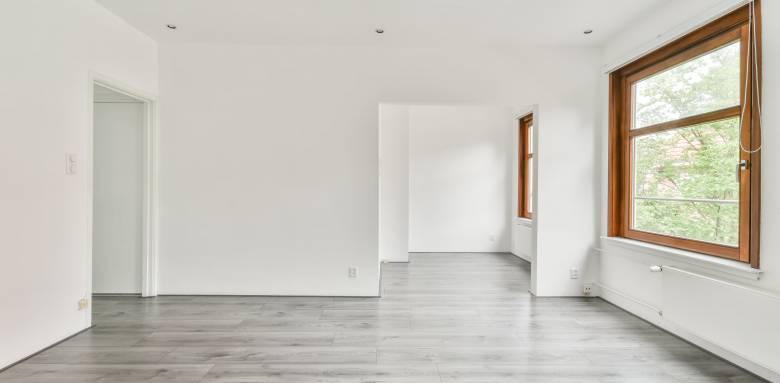 Revêtement de sol intérieur en stratifié dans une maison - Bourg-en-Bresse 01