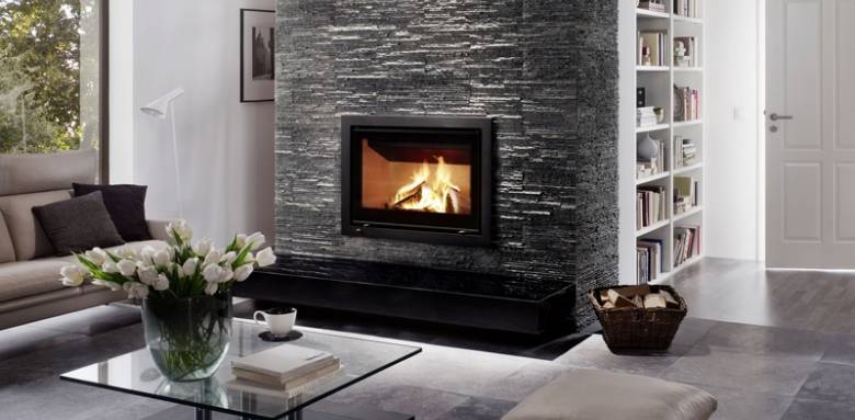 Cheminée centrale appartement insert 