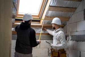 5 erreurs techniques à éviter dans l’aménagement des combles