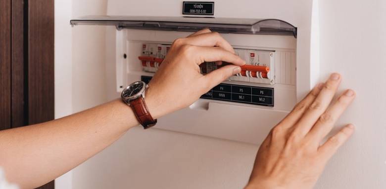 Pourquoi mon compteur disjoncte