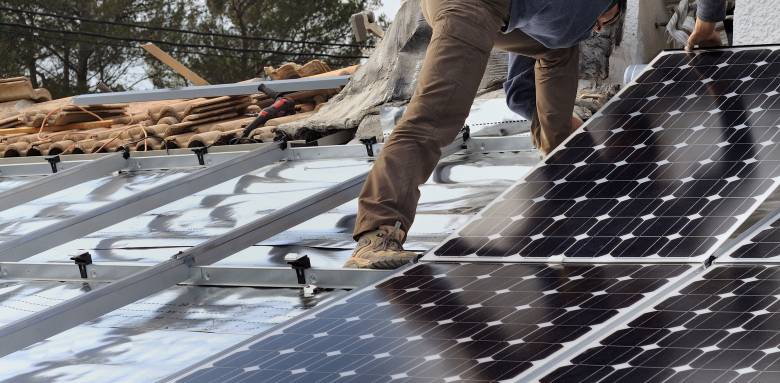 Toit plat et panneaux photovoltaïques, Oise, Beauvais 