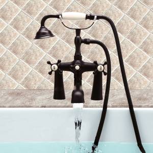 Robinetterie salle de bain rétro