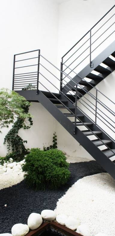 Bien choisir son escalier extérieur en acier peint - Rochefort 17