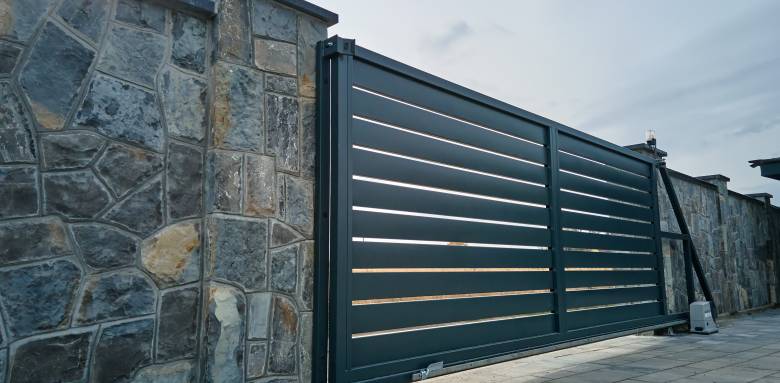 Changer son portail en Indre-et-Loire.