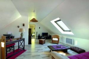 Plancher bois après ragréage pour combles habitables