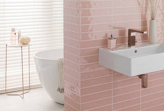 Faïence de SDB rose