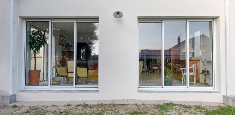 Baies vitrées en PVC et alu