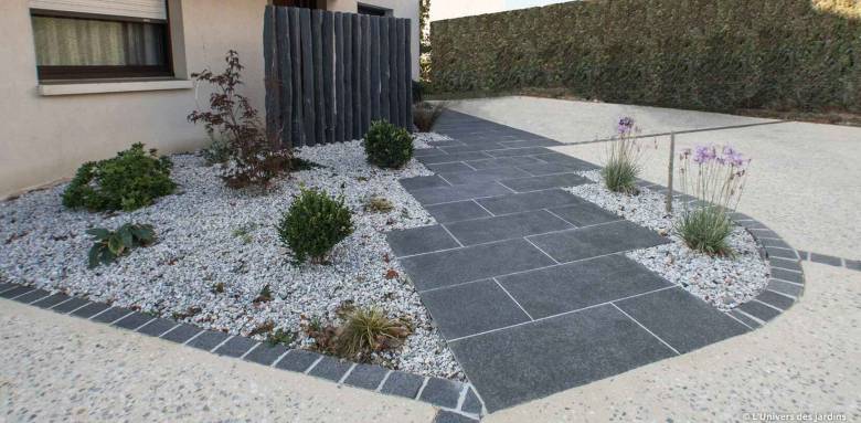 Allée de jardin minérale