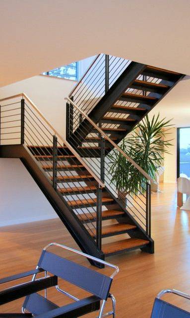 Escalier demi-tournat