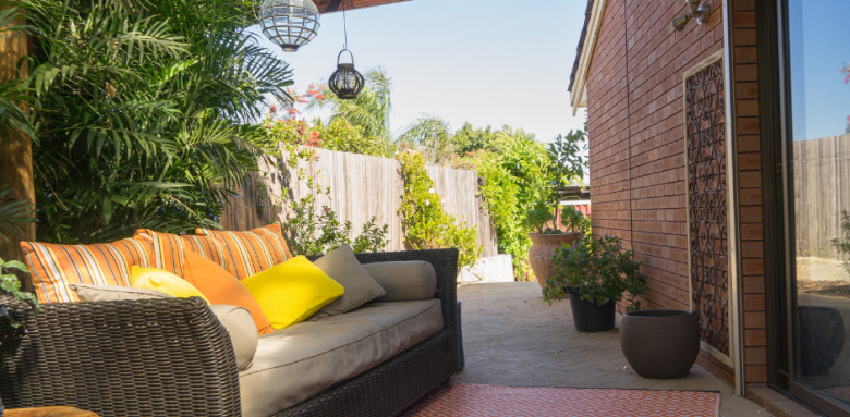 Moderniser sa terrasse en béton