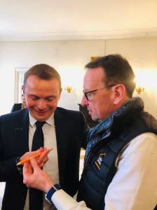 Le crayon de chantier et sa symbolique