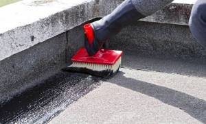 Etanchéité toit terrasse bitume au pinceau