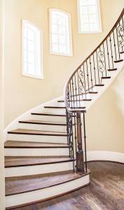 Choisir une rampe d'escalier : comment procéder