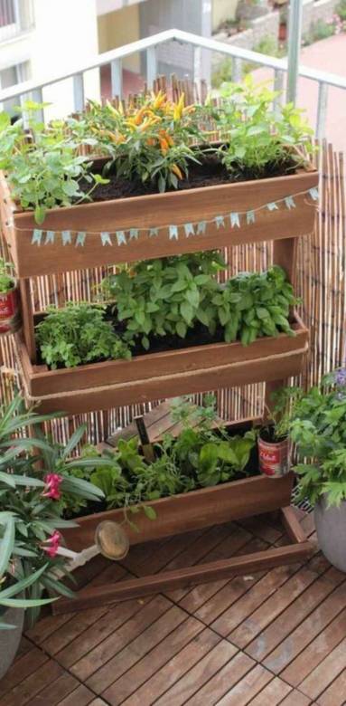 Mobilier pour plantes aromatiques