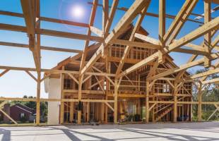 Faire construire sa maison avec la technique des poteaux-poutres