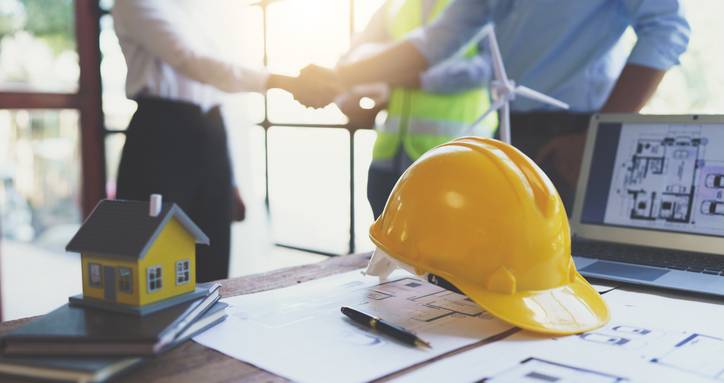 les bonnes raisons de faire appel à un courtier en travaux