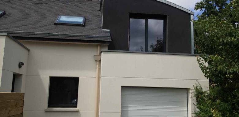 Comment réaliser une surélévation de maison à Deauville ? 