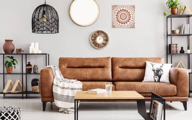 habillez les murs pour donner du carractère à votre salon