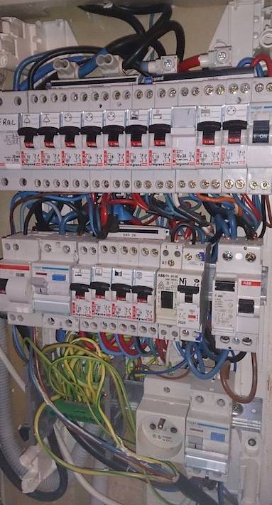 Travaux d'installation électrique avec mise aux normes du tableau électrique - Montpellier Lattes 34