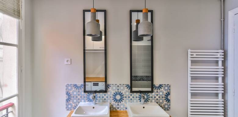 Transformez Votre Salle de Bains à Garches 