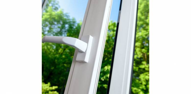 Changement de toutes les menuiseries d’une maison : un projet clé pour le confort, l’énergie et la valeur du bien - Colleville-sur-Mer 14710