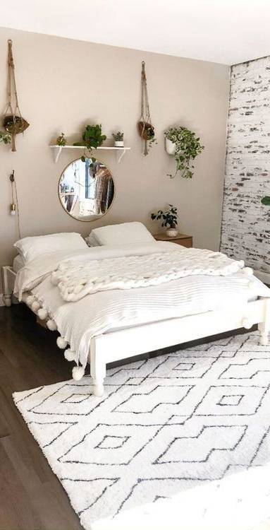 Grand tapis épais dans une chambre cocooning - Arras 62