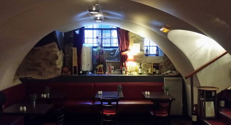 Aménagement d'une salle de restaurant par l'agence de Joué-lès-Tours