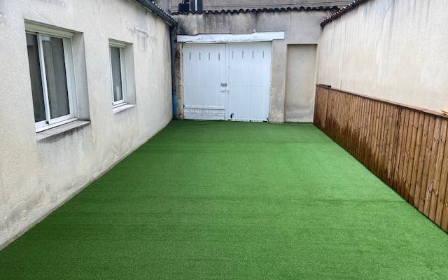 Aménagement de la cour intérieur à Cognac (16100)