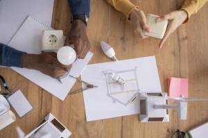 Audit technique avant travaux de rénovation de maison par La Maison Des Travaux Carvin.