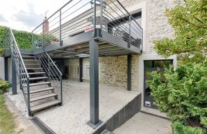 Terrasse sur pilotis