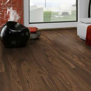 sol stratifié effet parquet type noyer