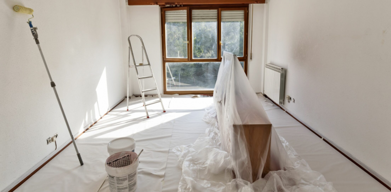 Comment préparer un mur avant de le repeindre ?