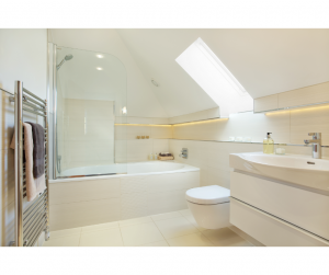 Aménager une salle de bain sous les combles à Chenôve