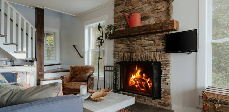 quelles sont les étapes de rénovation d'une cheminée ancienne La Maison Des Travaux Ales