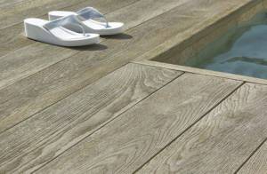 Dallage terrasse en béton façon bois