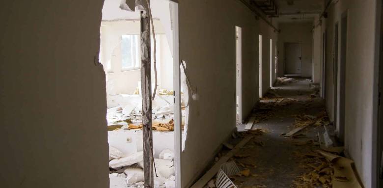 Casser un mur pour agrandir une pièce à Vertou