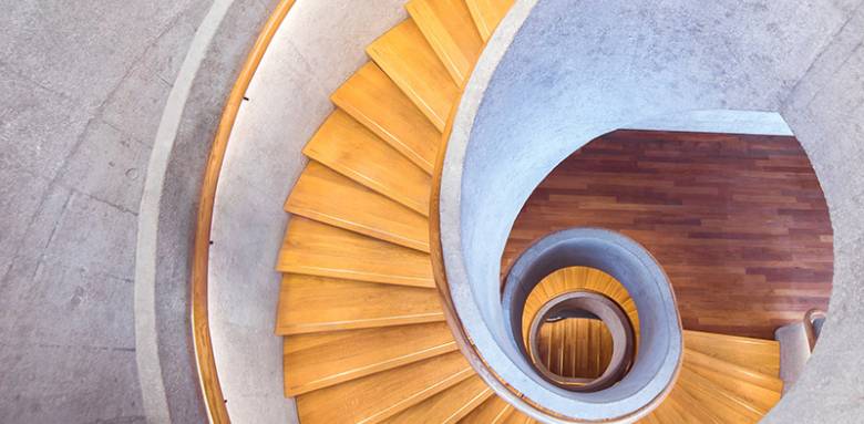 Un escalier sur mesure allie esthétique, confort et sécurité