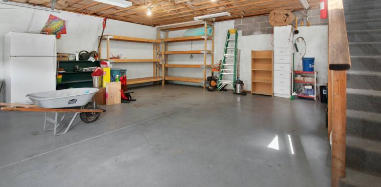 Garage en cours de construction sur la côte basque