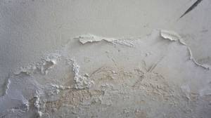 Rénovation de mur humide maison