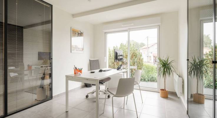 Nouveau look pour les bureaux de Meilleurtaux.com à Saint-Sébastien (44230)