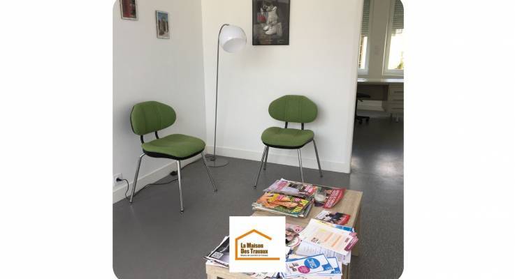 Transformation d'une brasserie en cabinet médical à Percy (50410)