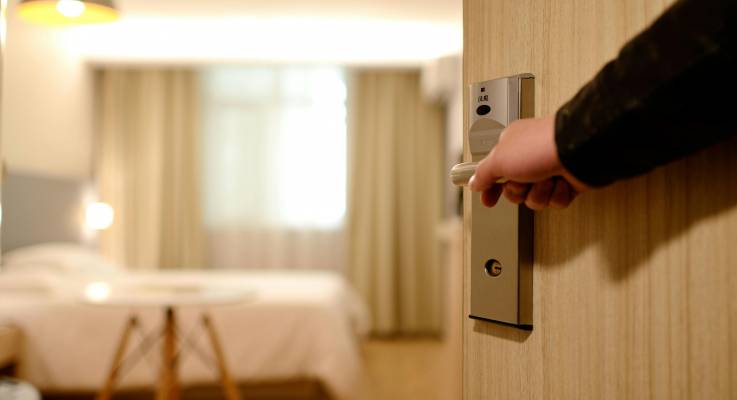 entrée chambre hotel