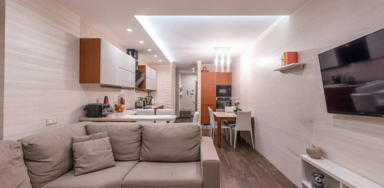 Un appartement tout en longueur Batignolles Paris
