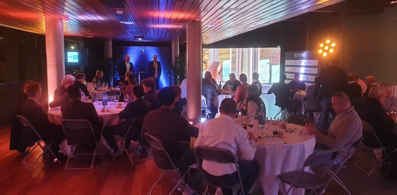 La Maison des Travaux d’Issy fête la fin d’année avec les Lionnes