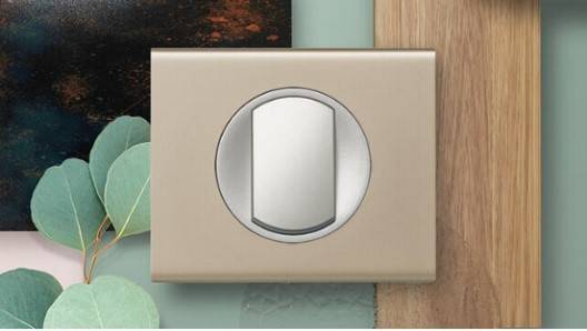 collections d’interrupteurs et prises Legrand