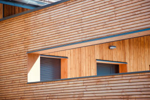 Agrandir sa maison tout en respectant l’environnement : le charme et la performance du bois.