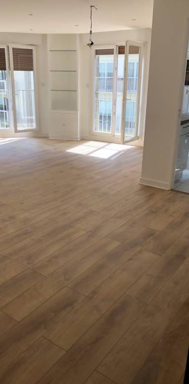 Salon rénové avant la mise en vente de l'appartement Le Chesnay