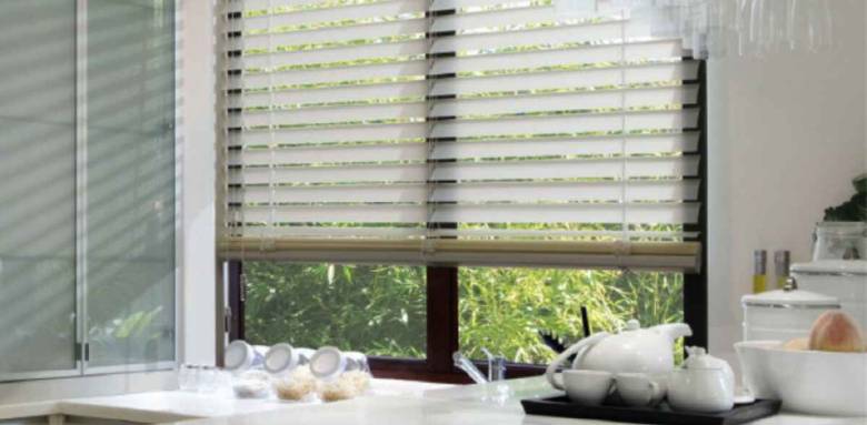 Store vénétien alu pour cuisine