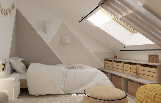 Aménager une chambre mansardée avec grande fenêtre de toit - Rochefort 17